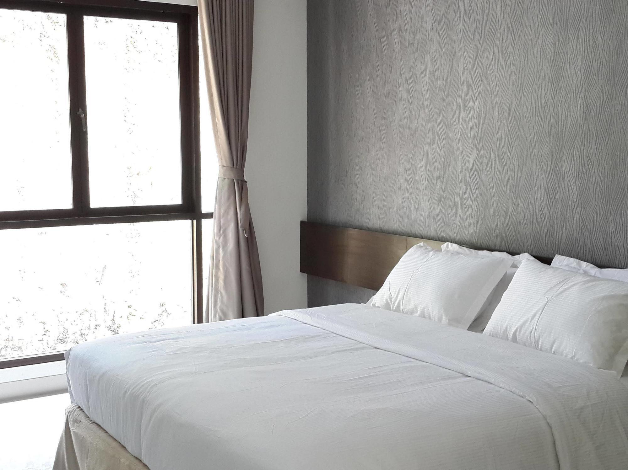 White Rock Lodge 누사두아 외부 사진